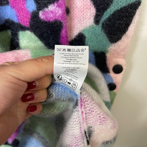 Colorful Abstract Knit Dress - Picture 9 of 13